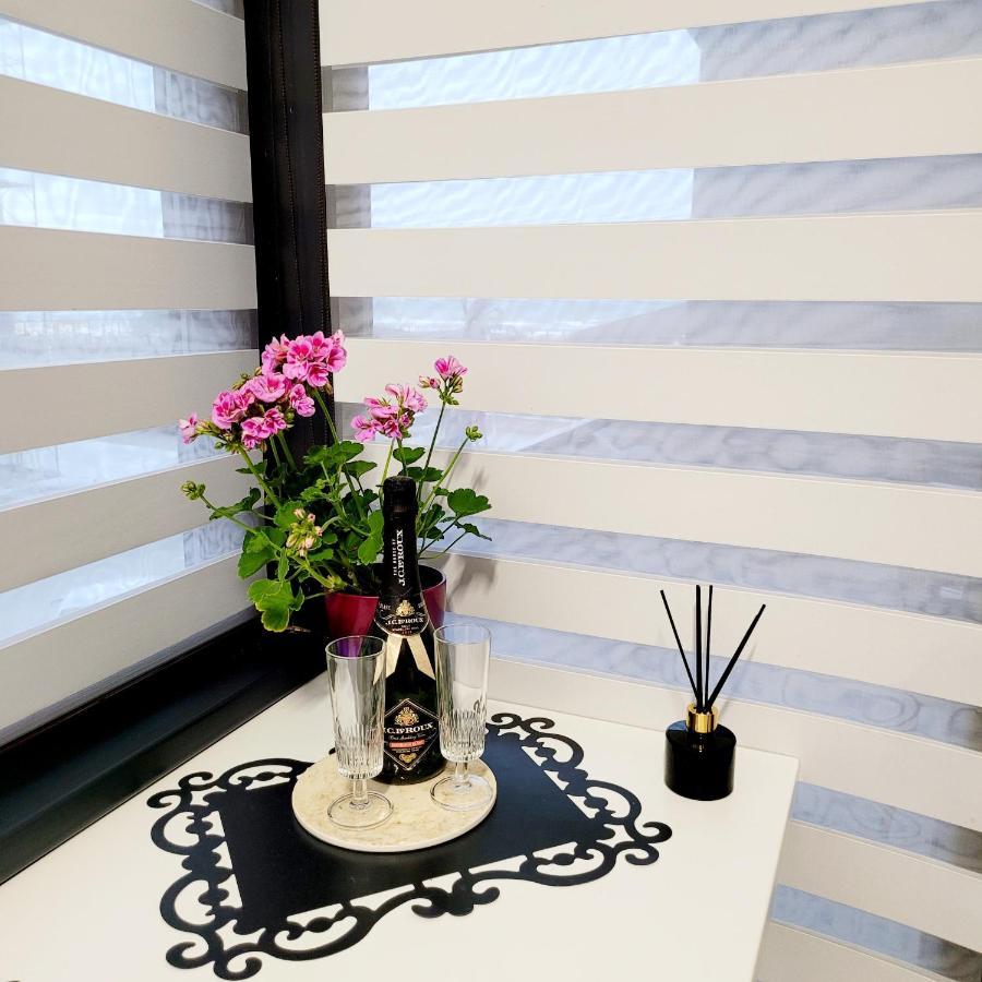 קונסטנצה Zen Garden Apartament De Lux Nou Pe Malul Marii מראה חיצוני תמונה